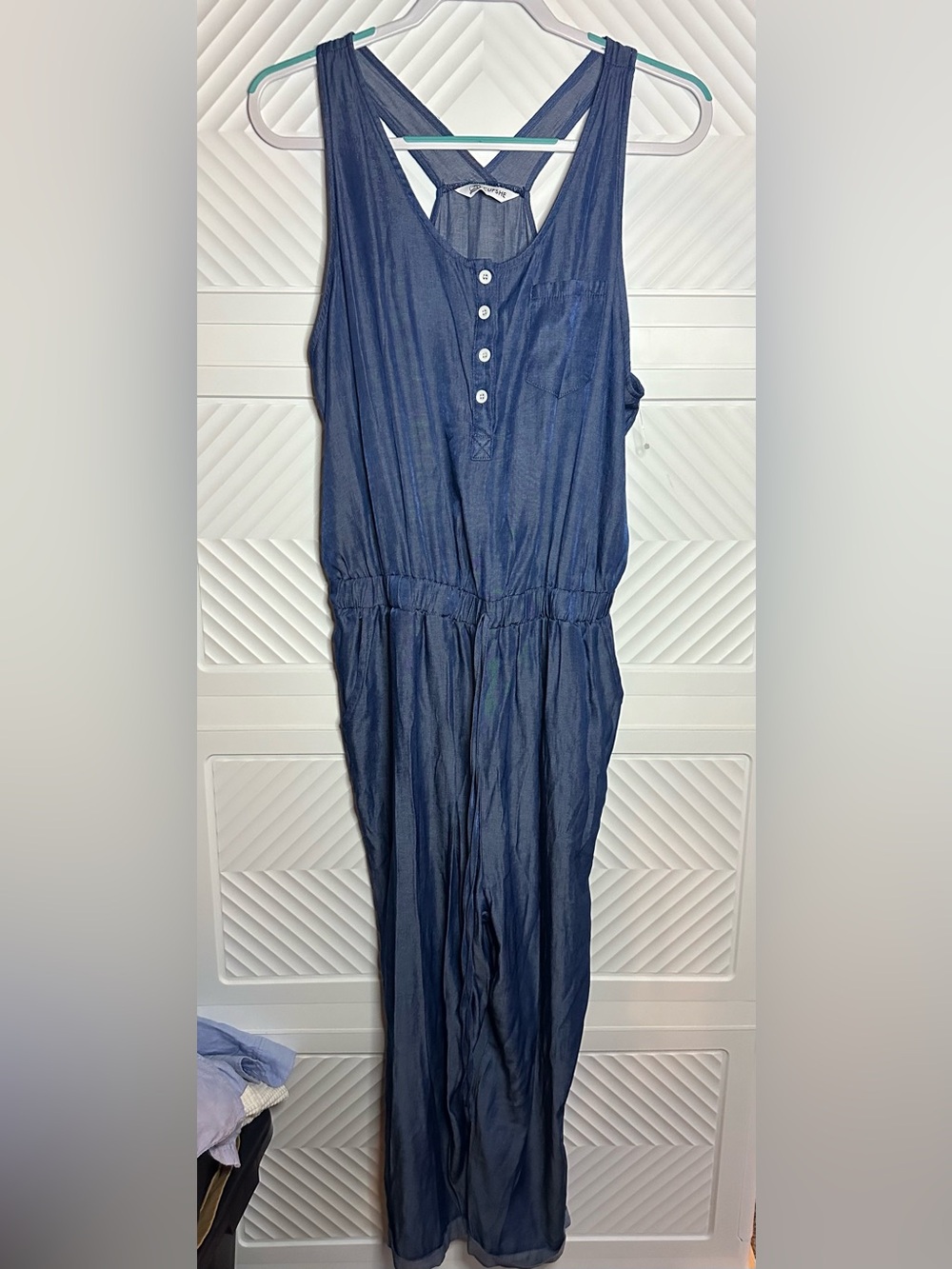 Cupshe Navy Blue Sleeveless Button-Front Jumpsuit